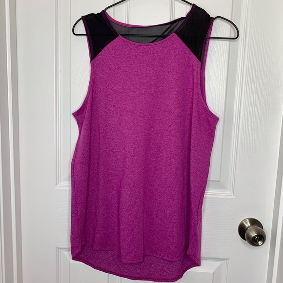 The North Face Women’s Beyond Backless Tank Sz Medium - Picture 10 of 10